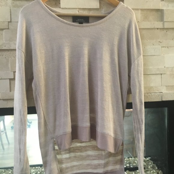 High Low Lightweight Sweater - Picture 7 of 7